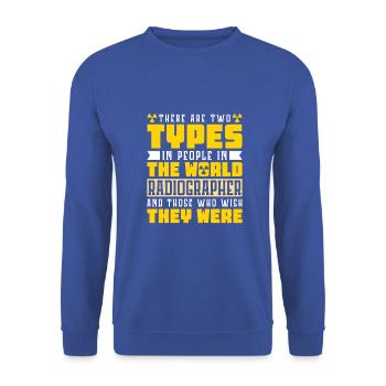 in the world radiographer - Unisex Pullover - Royalblau - Vorne - Alina (178cm) & Michal (187cm)