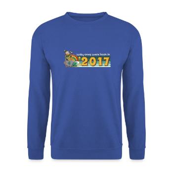 Les chanceux sont nés en 2017 à St. Patrick’s - Sweat-shirt Unisexe - bleu royal - Devant - Alina (178cm) & Michal (187cm)