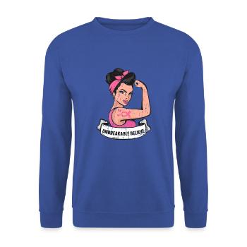 Brustkrebs-Überlebende Unzerbrechliche starke Frau - - Unisex Pullover - Royalblau - Vorne - Alina (178cm) & Michal (187cm)