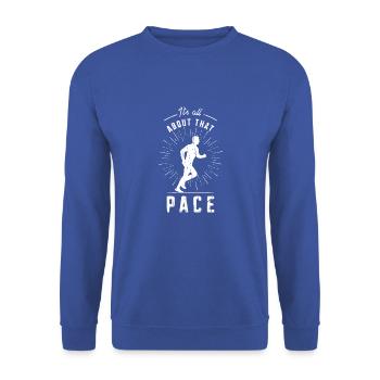 It's all about that pace - Cross Country Running - Unisex Sweatshirt - royal blue - Front - Alina (178cm) & Michal (187cm)
