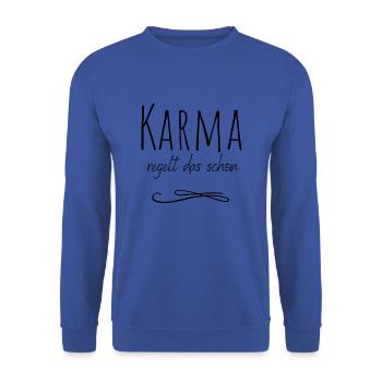 Karma regelt das schon - Unisex Pullover - Royalblau - Vorne - Alina (178cm) & Michal (187cm)