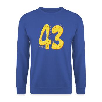 Zahl 43. Geburtstag - KÄSE - Unisex Pullover - Royalblau - Vorne - Alina (178cm) & Michal (187cm)