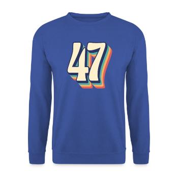 Vintage Retro T-Shirt Nummer 47 Siebenundvierzig - Unisex Pullover - Royalblau - Vorne - Alina (178cm) & Michal (187cm)