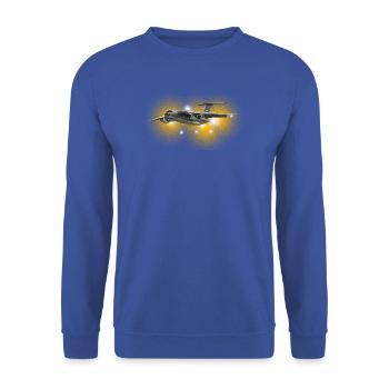 Frachtflugzeug im Sonnenfeuer - Unisex Pullover - Royalblau - Vorne - Alina (178cm) & Michal (187cm)