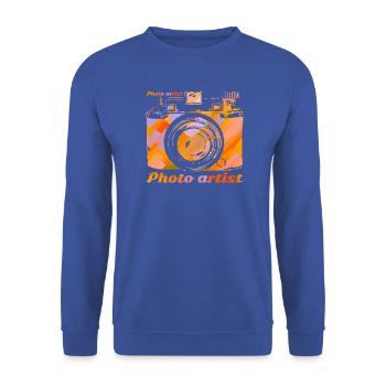 Kamera in leuchtenden Farben - Unisex Pullover - Royalblau - Vorne - Alina (178cm) & Michal (187cm)