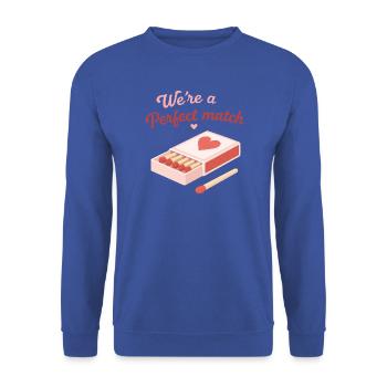 Perfektes Match Liebeszitat süßes Paar-Design - Unisex Pullover - Royalblau - Vorne - Alina (178cm) & Michal (187cm)
