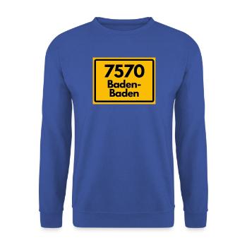 ALTE POSTLEITZAHL RETRO 7570 BADEN BADEN HEIMAT - Unisex Pullover - Royalblau - Vorne - Alina (178cm) & Michal (187cm)