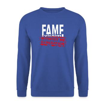 Fame Victim Shirt – Without Me Generation - Unisex Pullover - Royalblau - Vorne - Alina (178cm) & Michal (187cm)