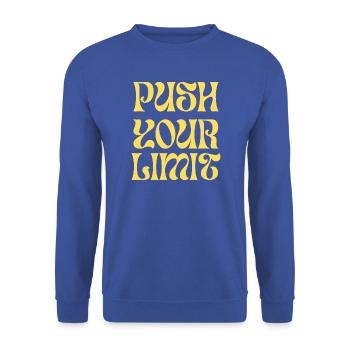 Gehen Sie an Ihre Grenzen - Unisex Pullover - Royalblau - Vorne - Alina (178cm) & Michal (187cm)
