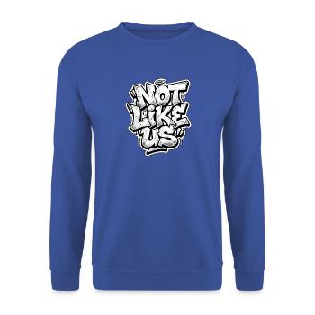 Not Like Us Berlin Graffiti - Unisex Pullover - Royalblau - Vorne - Alina (178cm) & Michal (187cm)
