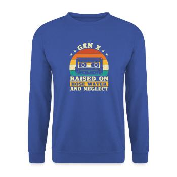 Gen X Schlauch Wasser Und Vernachlässigung Retro Lustiges Zitat - Unisex Pullover - Royalblau - Vorne - Alina (178cm) & Michal (187cm)