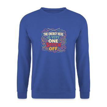 Eine Masche daneben | Stricken Humor - Unisex Pullover - Royalblau - Vorne - Alina (178cm) & Michal (187cm)