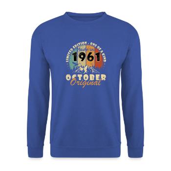 1961 Oktober 1961 Geburtstag Oktober 1961 - Unisex Pullover - Royalblau - Vorne - Alina (178cm) & Michal (187cm)