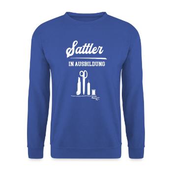 Sattler in Ausbildung Azubi Sattlerausbildung - Unisex Pullover - Royalblau - Vorne - Alina (178cm) & Michal (187cm)