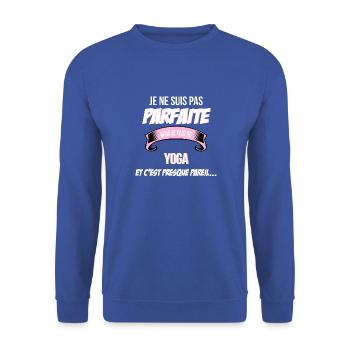 Yoga cadeau humour - Sweat-shirt Unisexe - bleu royal - Devant - Alina (178cm) & Michal (187cm)