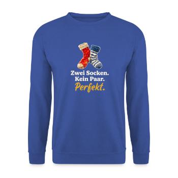 Zwei Socken. Kein Paar. Perfekt. - Unisex Pullover - Royalblau - Vorne - Alina (178cm) & Michal (187cm)