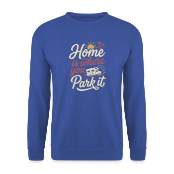 Camper – Zuhause ist, wo du parkst. - Unisex Pullover - Royalblau - Vorne - Alina (178cm) & Michal (187cm)