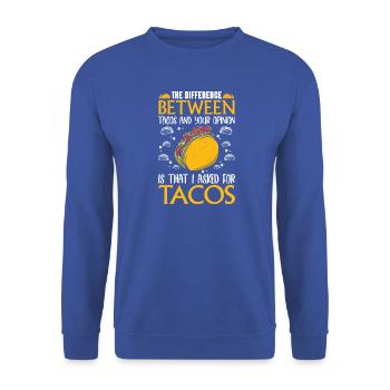 The Difference between tacos - Unisex Pullover - Royalblau - Vorne - Alina (178cm) & Michal (187cm)
