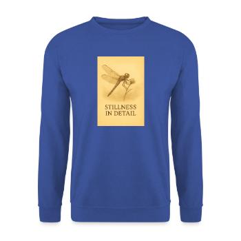 Stille im Detail Libelle - Unisex Pullover - Royalblau - Vorne - Alina (178cm) & Michal (187cm)