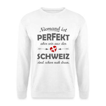 Niemand ist perfekt – Schweiz nah dran - Unisex Pullover - Weiß - Vorne - Alina (178cm) & Michal (187cm)
