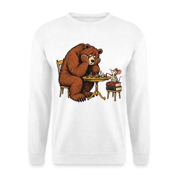 Bär & Maus beim Schach – Lustiges Schachmotiv - Unisex Pullover - Weiß - Vorne - Alina (178cm) & Michal (187cm)