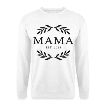 Mama Est. 2023 Kranz Emblem - Unisex Pullover - Weiß - Vorne - Alina (178cm) & Michal (187cm)