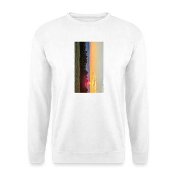 Sonnenuntergang Golden Hour Field - Unisex Pullover - Weiß - Vorne - Alina (178cm) & Michal (187cm)