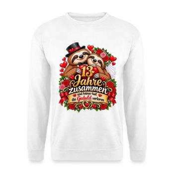 13. Hochzeitstag Geschenkidee Veilchenhochzeit - Unisex Pullover - Weiß - Vorne - Alina (178cm) & Michal (187cm)