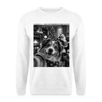 Australian Shepherd Hund Selfie Weihnachtsmann - Unisex Pullover - Weiß - Vorne - Alina (178cm) & Michal (187cm)