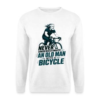 Nie unterschätzen: Alter Mann am Fahrrad - Unisex Pullover - Weiß - Vorne - Alina (178cm) & Michal (187cm)