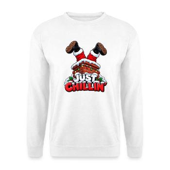 Just Chillin’ – Weihnachtsmann steckt im Kamin - Unisex Pullover - Weiß - Vorne - Alina (178cm) & Michal (187cm)