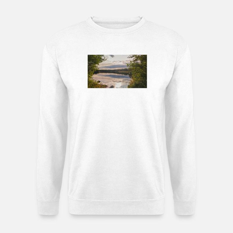 Spiegelung am Seeufer: Abendruhe - Unisex Pullover - Weiß
