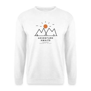 Adventure Awaits - Unisex Pullover - Weiß - Vorne - Alina (178cm) & Michal (187cm)
