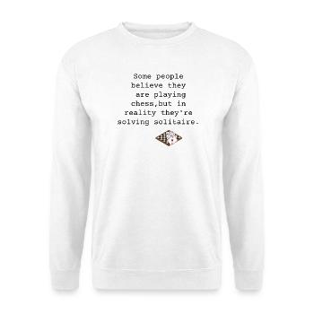 Schach spielen, Solitaire lösen, lustiges Zitat im Schach - Unisex Pullover - Weiß - Vorne - Alina (178cm) & Michal (187cm)