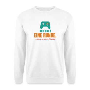 Nur noch eine Runde – Gamer Spruch - Unisex Pullover - Weiß - Vorne - Alina (178cm) & Michal (187cm)