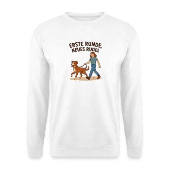 Geschenk zur ersten Runde mit dem neuen Hund - Unisex Pullover - Weiß - Vorne - Alina (178cm) & Michal (187cm)