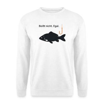 Beißt nicht. Egal. - Angler Geschenk Angeln - Unisex Pullover - Weiß - Vorne - Alina (178cm) & Michal (187cm)