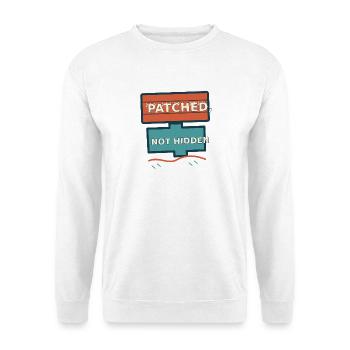 Sichtbare Reparatur — Gepatcht, nicht versteckt - Unisex Pullover - Weiß - Vorne - Alina (178cm) & Michal (187cm)
