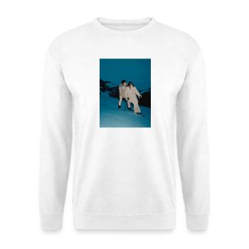 Elegantes Skifahrerpaar in Schneelandschaft - Unisex Pullover - Weiß - Vorne