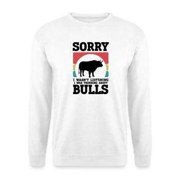 Stier Spruch Retro-Look - Unisex Pullover - Weiß - Vorne - Alina (178cm) & Michal (187cm)