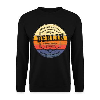 Berlin Germany City Vintage Retro Skyline - Unisex Sweatshirt - black - Front - Alina (178cm) & Michal (187cm)