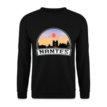 Nantes France Skyline Vintage Sunset Travel Souven - Unisex Sweatshirt - black - Front - Alina (178cm) & Michal (187cm)