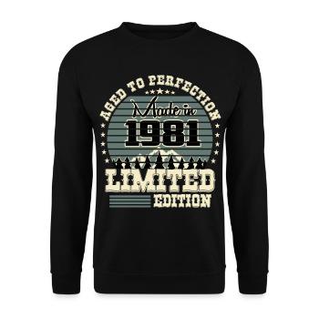 1981 Limited Edition - Unisex Pullover - Schwarz - Vorne - Alina (178cm) & Michal (187cm)