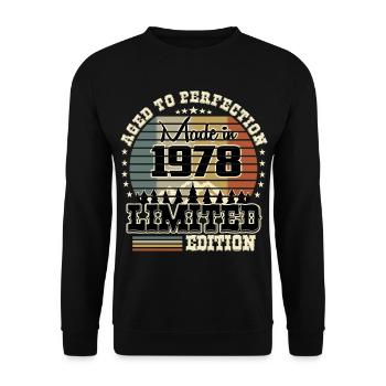 1978 Limited Edition - Unisex Sweatshirt - black - Front - Alina (178cm) & Michal (187cm)