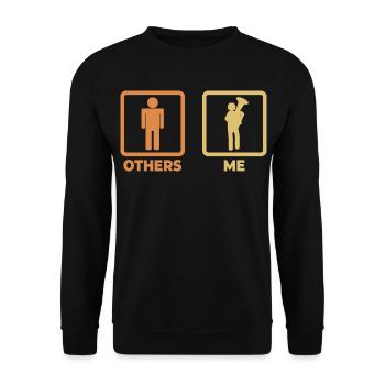 Figurines Tuba Stick - Sweat-shirt Unisexe - noir - Devant - Alina (178cm) & Michal (187cm)
