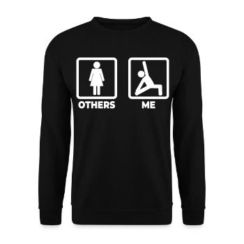Yoga Strichfiguren - Unisex Pullover - Schwarz - Vorne - Alina (178cm) & Michal (187cm)