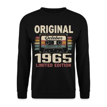 Born in October 1965 | Vintage October 1965 Gift - Unisex Sweatshirt - black - Front - Alina (178cm) & Michal (187cm)