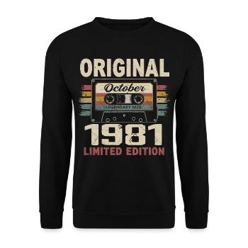 Born in October 1981 | Vintage Gift October 1981 - Unisex Sweatshirt - black - Front - Alina (178cm) & Michal (187cm)