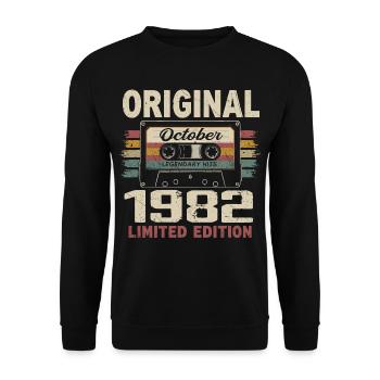 Né en Octobre 1982 | Cadeau Vintage Octobre 1982 - Sweat-shirt Unisexe - noir - Devant - Alina (178cm) & Michal (187cm)