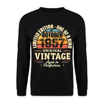 Retro Oktober 1957 - Geburtstag Oktober 1957 - Unisex Pullover - Schwarz - Vorne - Alina (178cm) & Michal (187cm)